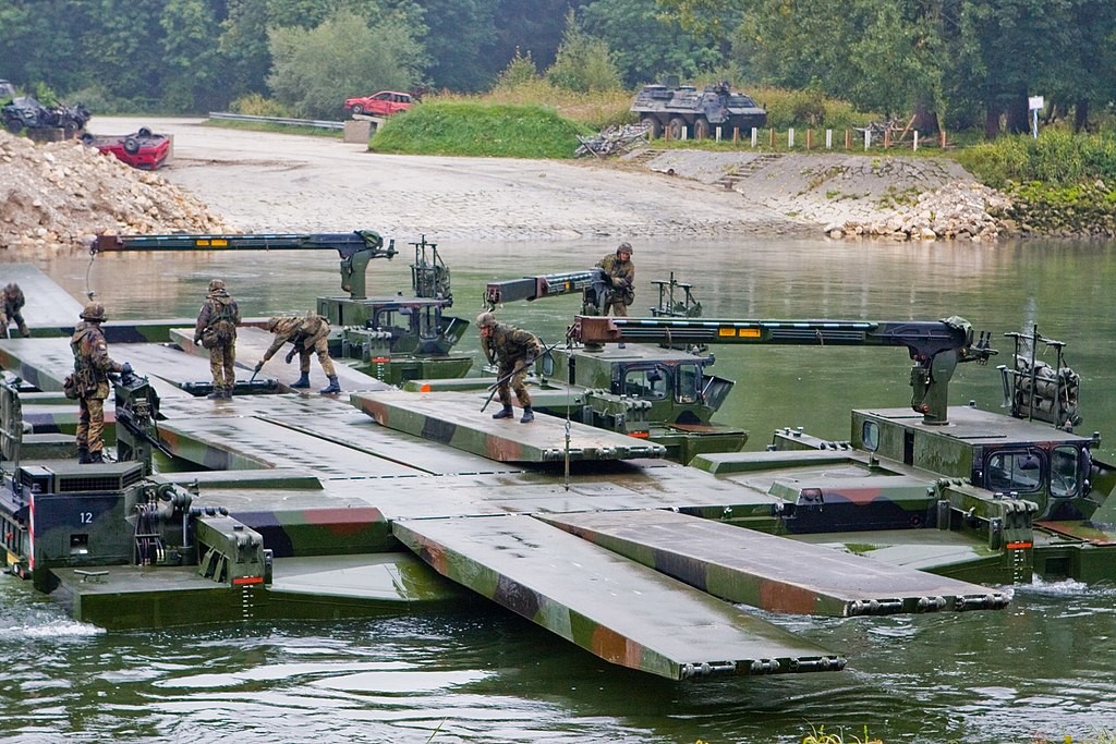 M3 German Self-Propelled Amphibious Bridging Vehicle (B)